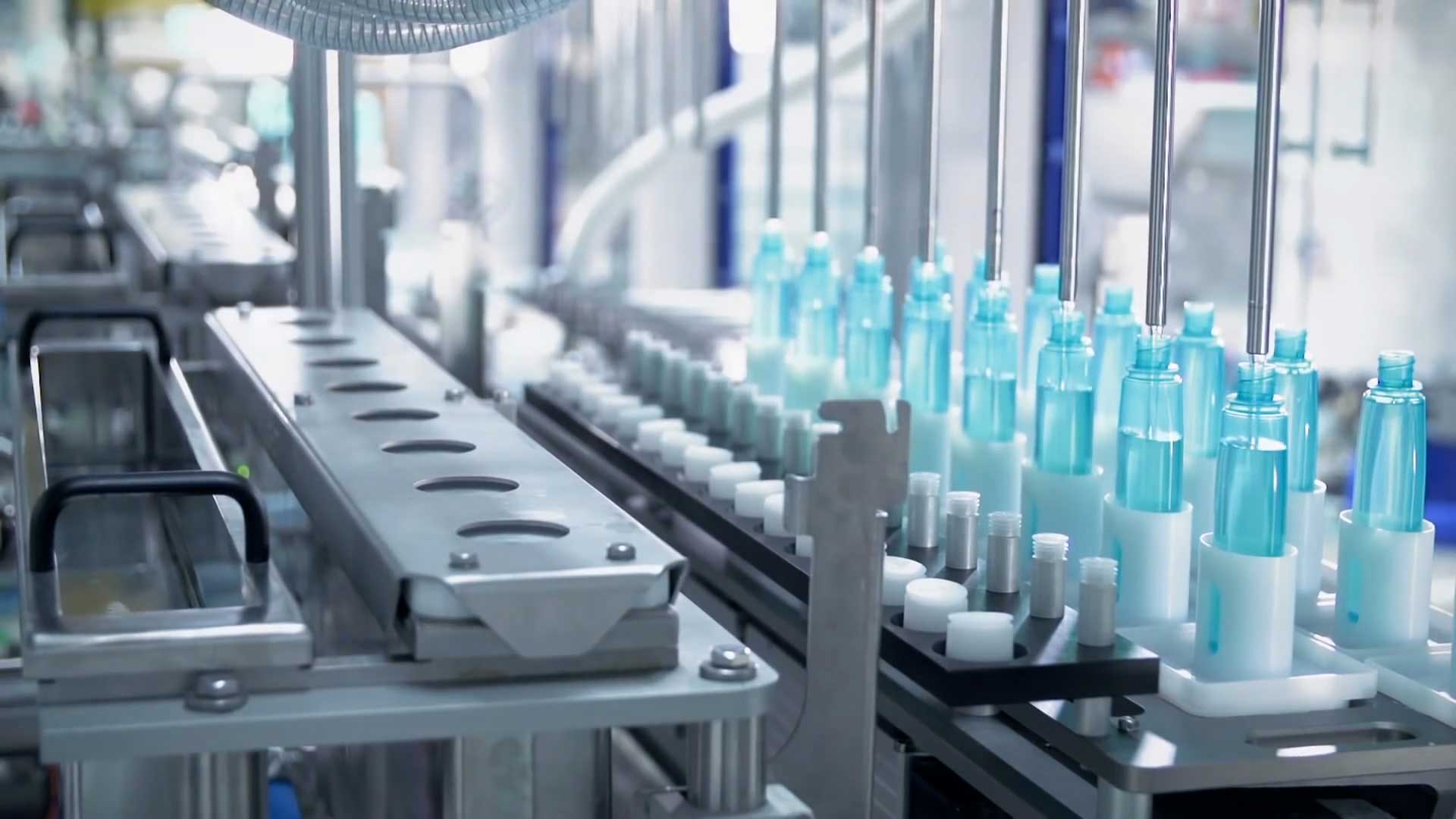 Vì sao sản xuất serum cần phòng sạch đạt chuẩn GMP-WHO?