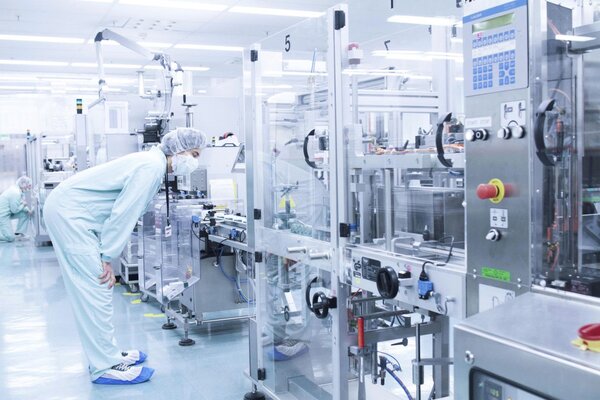 Vai trò của phòng sạch trong pha chế mỹ phẩm hiện đại