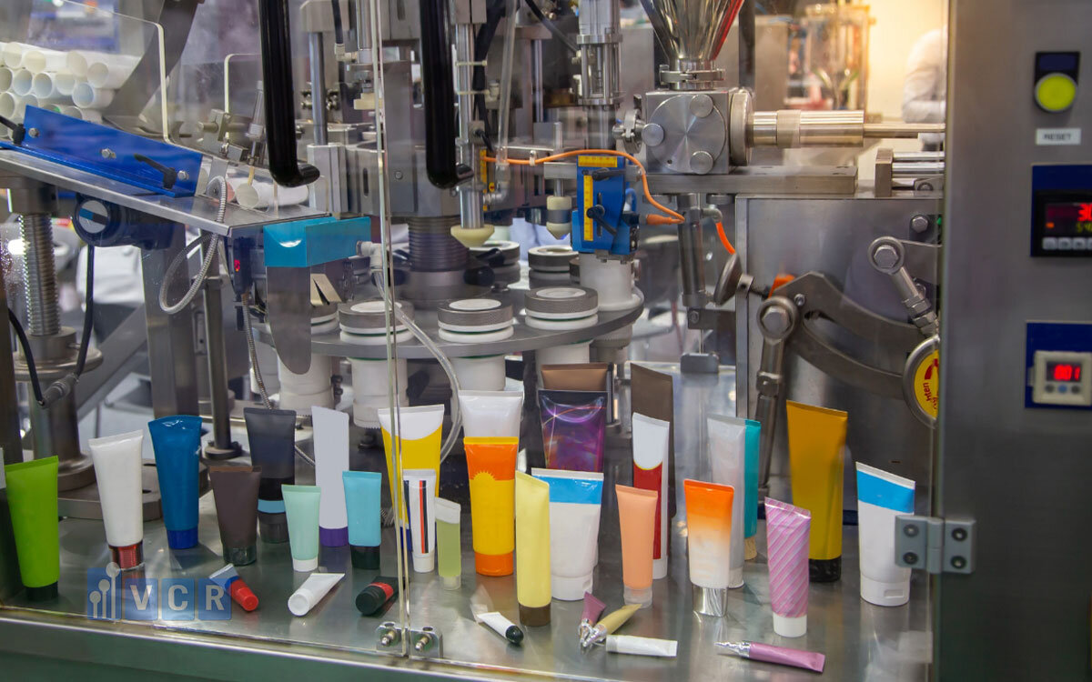 Vì sao ánh sáng là yếu tố quan trọng trong phòng kiểm nghiệm