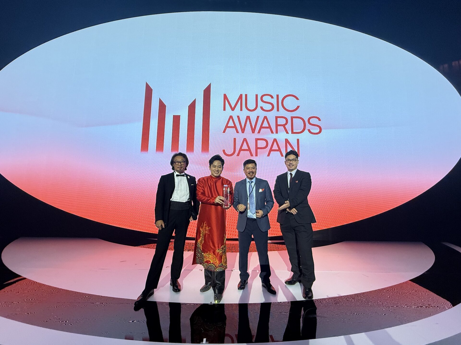 Thiết bị phòng sạch